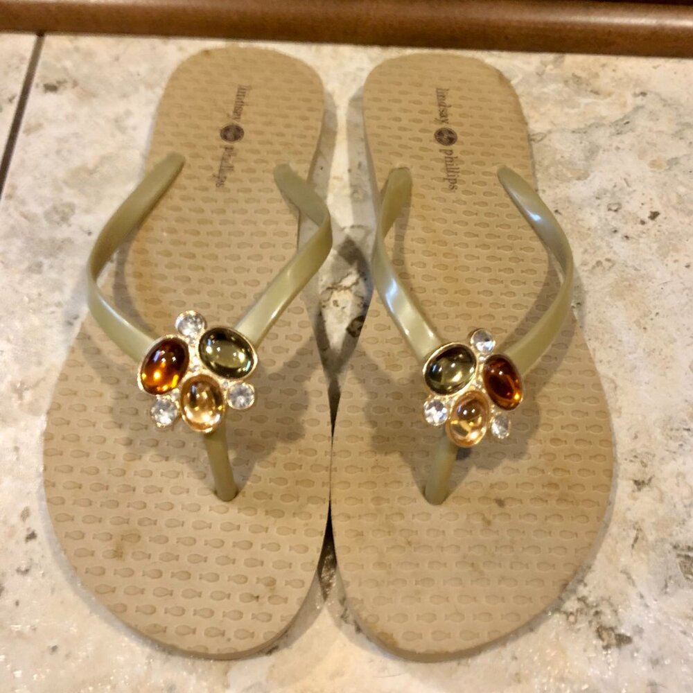 Lindsay Phillips Switch Flip Flops With Adorable Snap On Embellishment 7.5 - 8